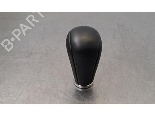 shift-knob-mazda-3-hatchback-bp-2018-40483621 main image