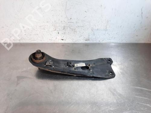 Used Right rear suspension arm KIA PROCEED (CD) 1.0 T-GDI (120 hp) 25777819