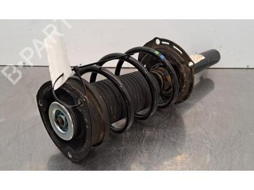 Høyre foran støtdemper VW GOLF VIII (CD1, DA1) 1.5 eTSI (150 hp) 31698779