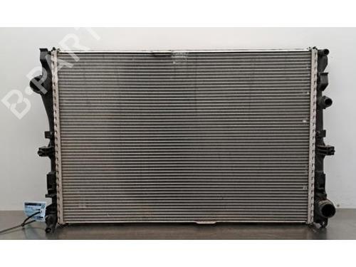 Used Water radiator Water radiator MERCEDES-BENZ C-CLASS (W205) C 220 BlueTEC / d (205.002, 205.004) (170 hp) 33927803 33927803