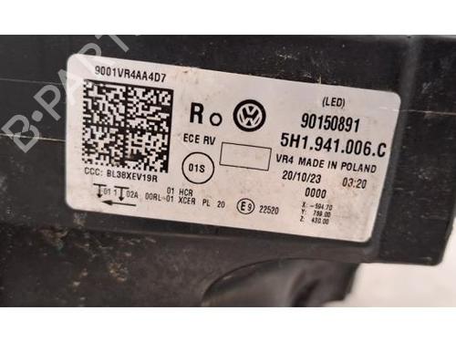 Right headlight VW GOLF VIII Variant (CG5, DB5) 1.5 eTSI | BP31054260C29