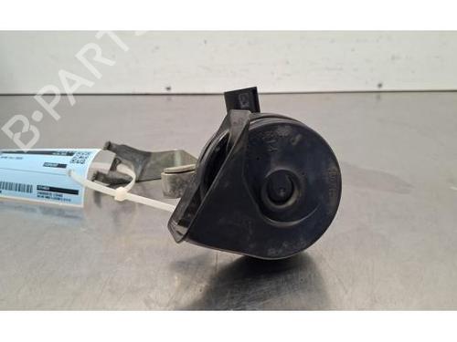 horn-bmw-1-f40-2019-32485620 main image