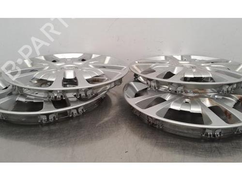 Used Hub cap OPEL VIVARO C Van (K0) 1.5 (120 hp) 27438334