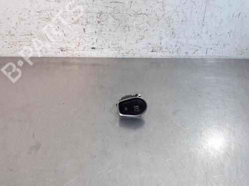 Spak kontakt BMW X2 (F39) sDrive 18 i (136 hp) 30381758