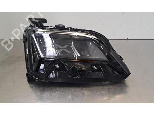 Used Right headlight Right headlight RENAULT 5 E-Tech 150 (150 hp) 40284672 40284672