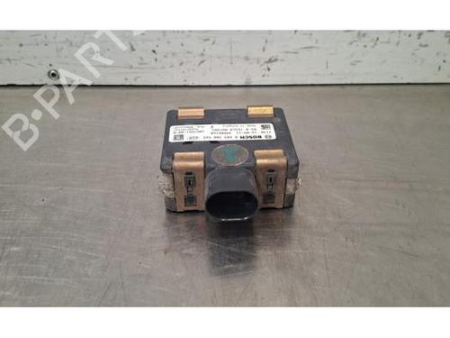 Used Electronic sensor Electronic sensor TESLA MODEL S (5YJS) 100D AWD (422 hp) 40289194 40289194