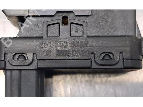 Switch RENAULT CAPTUR II (HF_) Blue dCi 115 (HFAD) | BP33316386I30  - Image 5