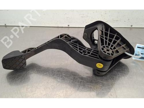 Used Clutch pedal Clutch pedal AUDI A1 (8X1, 8XK) 1.6 TDI (115 hp) 36309972 36309972
