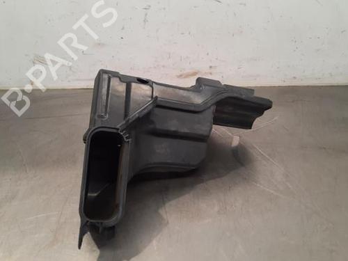 Used Pipe PEUGEOT 3008 II SUV (MC_, MR_, MJ_, M4_) 1.5 BlueHDi 130 (131 hp) 23594400