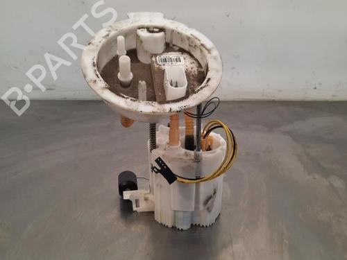 Used Fuel pump BMW 2 Coupe (F22, F87) 218 d (150 hp) 23610403