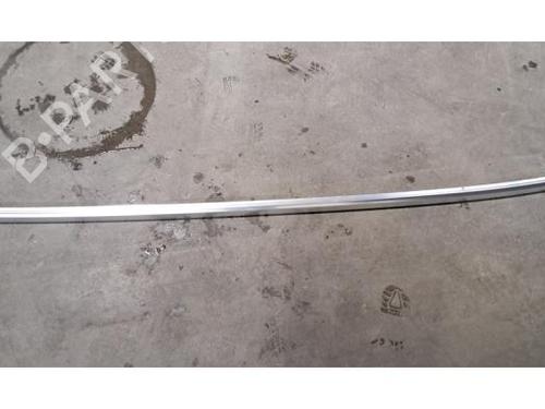 Used Roof bar Roof bar PEUGEOT 5008 II (MC_, MJ_, MR_, M4_) 1.2 Hybrid 136 (MRHPYC) (136 hp) 32510910 32510910