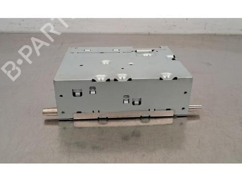 Radio MERCEDES-BENZ C-CLASS (W205) C 200 d (205.011) A2139002025