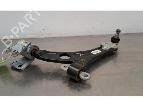 Used Left front suspension arm PEUGEOT 308 III (FB_, FH_, FP_, F3_, FM_) PureTech 130 (FPHNSL, FPHNST) (131 hp) 28012234