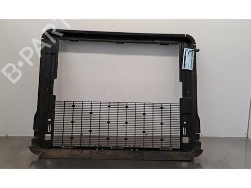 other-audi-q4-e-tron-suv-f4b-2020-34117798 main image