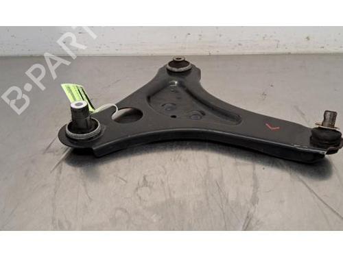 Used Left front suspension arm RENAULT TWINGO III (BCM_, BCA_) 1.0 SCe 70 (71 hp) 29524271