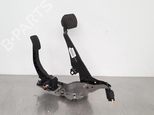 Pedal PEUGEOT 3008 II SUV (MC_, MR_, MJ_, M4_) 1.2 THP/ PureTech 130 (MRHNSM, MRHNSU, MRHNSJ, MRHNYW,... | BP20079877I4 