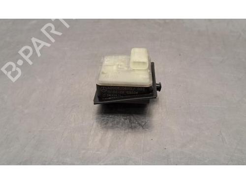 Used Fuel door actuator MERCEDES-BENZ A-CLASS Saloon (V177) A 180 d (177.110) (116 hp) 29844561