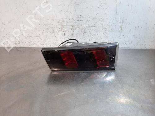 Used Right taillight PEUGEOT 308 III (FB_, FH_, FP_, F3_, FM_) BlueHDi 130 (FBYHZL, FBYHZT) (131 hp) 25929451