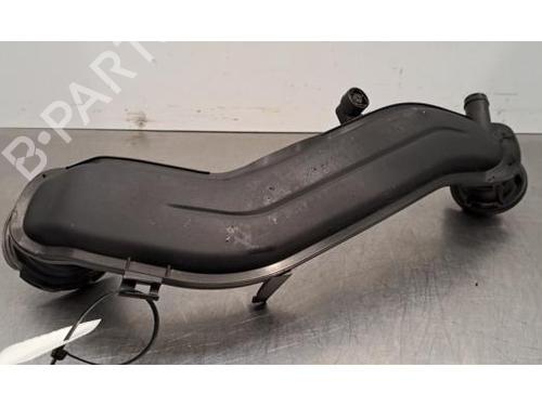 Tubo do intercooler VW GOLF VIII (CD1, DA1) 1.5 eTSI (150 hp) 31705433