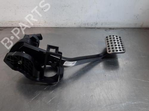 Used Break pedal Break pedal MERCEDES-BENZ GLE (V167) GLE 350 de 4-matic (167.106) (333 hp) 39892678 39892678