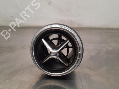 Used Air vent MERCEDES-BENZ CLA Coupe (C117) CLA 200 CDI / d (117.308) (136 hp) 23613504