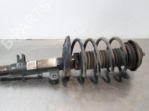 Used Right front shock absorber CITROËN C3 / C3 ORIGIN III (SX) 1.5 BlueHDi 100 (SXYHYP, SXYHTU) (102 hp) 15789296