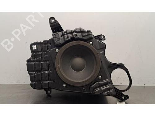 Used Speaker Speaker TOYOTA RAV 4 V (_A5_, _H5_) 2.5 Hybrid (AXAH52) (218 hp) 39909338 39909338