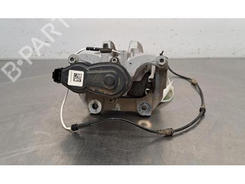 Used Right rear brake caliper LAND ROVER DEFENDER Station Wagon (L663) P300 Si4 4x4 (300 hp) 28613309