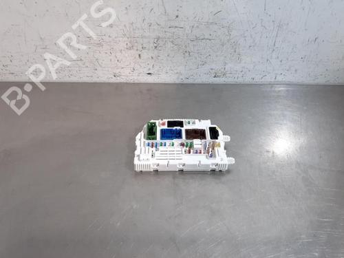 Sikringsdåse PEUGEOT 308 III (FB_, FH_, FP_, F3_, FM_) PureTech 130 (FPHNSL, FPHNST) (131 hp) 28684581
