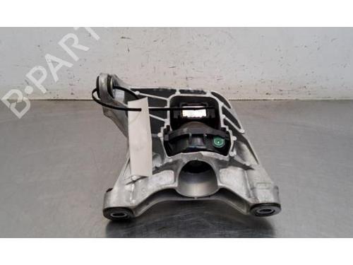 Used Engine mount Engine mount PEUGEOT 3008 III (KA_, KB_, KC_) Plug-in Hybrid 195 (KBDGK3) (194 hp) 35935258 35935258