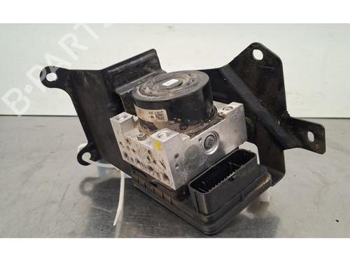 Used ABS pump ABS pump RENAULT ALASKAN 2.3 dCi 163 4x4 (U3MB) (163 hp) 32510929 32510929