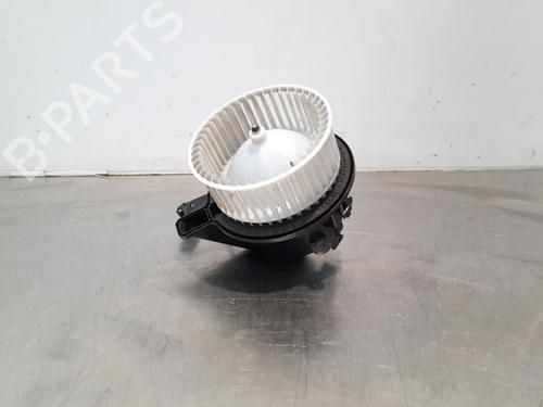 Ventilator motor VW POLO VI (AW1, BZ1, AE1) 1.6 TDI (95 hp) 15035301