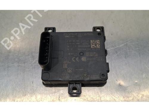 Used Electronic module PEUGEOT 308 III (FB_, FH_, FP_, F3_, FM_) Hybrid 225 (F3DGYT, F3DGNH) (224 hp) 31698599