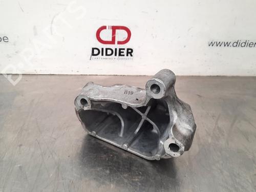 Used Gearbox mount VW POLO VI (AW1, BZ1, AE1) 1.0 TSI (95 hp) 10894357
