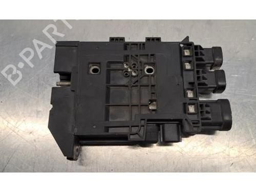 Fuse box RENAULT TRAFIC III Van (FG_) 2.0 dCi 120 (FGMN) | BP32161779E1 