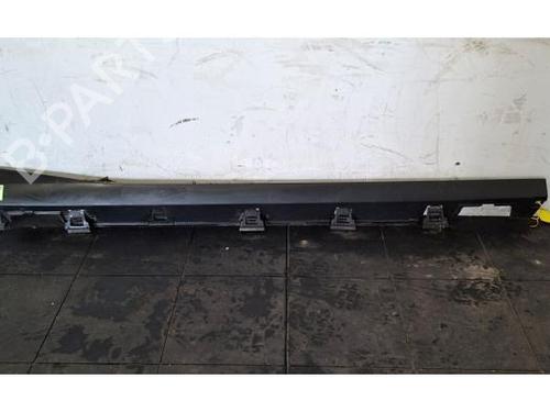 Used Right sideskirt CITROËN C3 IV (CC_, CB_) 1.2 PureTech 100 (CCHPV4) (101 hp) 30629363