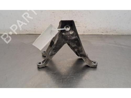 Used Engine mount Engine mount BMW X5 (G05, F95) M Competition (625 hp) 36480208 36480208