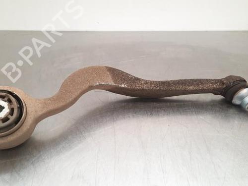 Used Left front suspension arm MERCEDES-BENZ C-CLASS (W205) C 250 BlueTEC / d 4-matic (205.009) (204 hp) 18238124