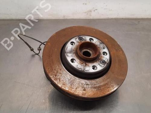 Used Right front steering knuckle RENAULT CAPTUR II (HF_) TCe 160 (HFN1) (158 hp) 23634317