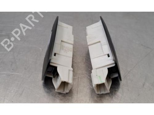 Interior roof light RENAULT CLIO V (B7_) 1.0 TCe 90 (B7MT) | BP39154386I8 - Image 3