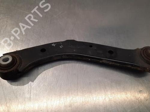 Used Left rear suspension arm KIA SORENTO III (UM) 2.2 CRDi 4WD (200 hp) 23594145
