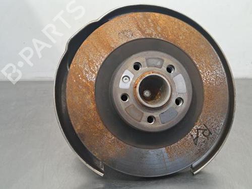Used Right rear steering knuckle VOLVO V60 II (225) B5 Mild-Hybrid AWD (250 hp) 21674243
