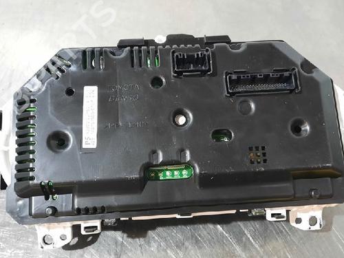 Instrument cluster TOYOTA YARIS (_P13_) 1.0 (KSP130_, KSP130) | BP10875904C47 