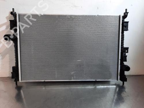 Used Water radiator Water radiator PEUGEOT 408 II (FP_, F3_, FM_) e-210 (FMZKZZ) (213 hp) 33710878 33710878