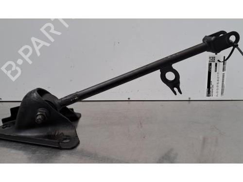 left-rear-suspension-arm-dacia-duster-hm_-2017-39732246 main image