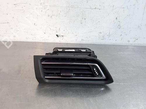 Used Air vent PEUGEOT 308 SW II (LC_, LJ_, LR_, LX_, L4_) 1.6 BlueHDi 100 (99 hp) 23590994