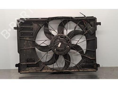 Used Radiator fan MERCEDES-BENZ A-CLASS Saloon (V177) A 180 (177.184) (136 hp) 31054336
