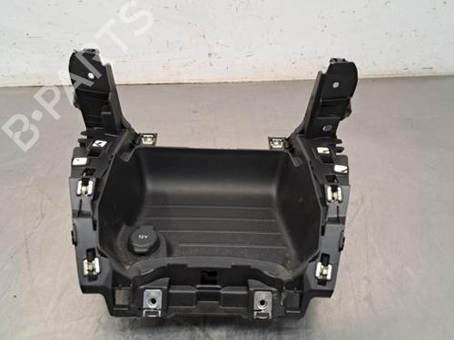 Used Cup/Object holder Cup/Object holder PEUGEOT 2008 II (UD_, US_, UY_, UJ_, UR_, UC_) 1.2 PureTech 130 (USHNS, URHNS) (130 hp) 20081852 20081852