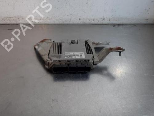 Used Engine control unit (ECU) Engine control unit (ECU) TOYOTA YARIS (_P9_) 1.4 D-4D (NLP90_, NLP90R) (90 hp) 40240647 40240647