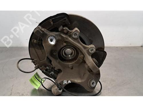 Right rear steering knuckle MERCEDES-BENZ C-CLASS (W205) C 200 BlueTEC / d (205.037) | BP23638217M28 